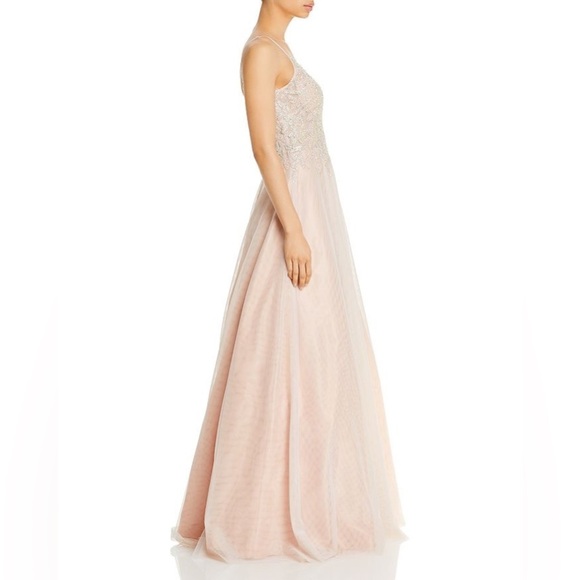 AQUA Blush Paisley Appliqué Gown - Picture 3 of 4